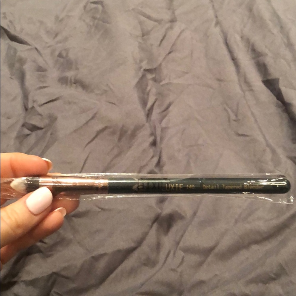 Luxie 140 Brush